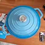 Blauwe geëmailleerde gietijzeren braadpan met Coolblue boek, Ophalen, Gietijzer, Zo goed als nieuw, Keramische plaat