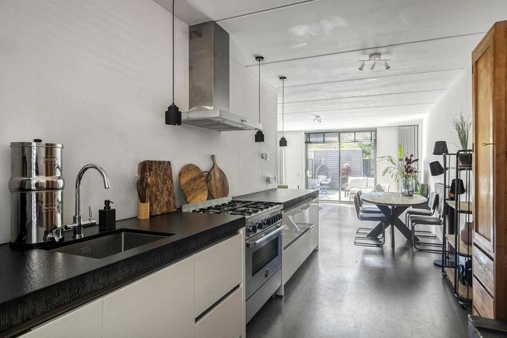 Complete keuken | greeploos | 2016 | wit glazend, Huis en Inrichting, Keuken | Complete keukens, Ophalen