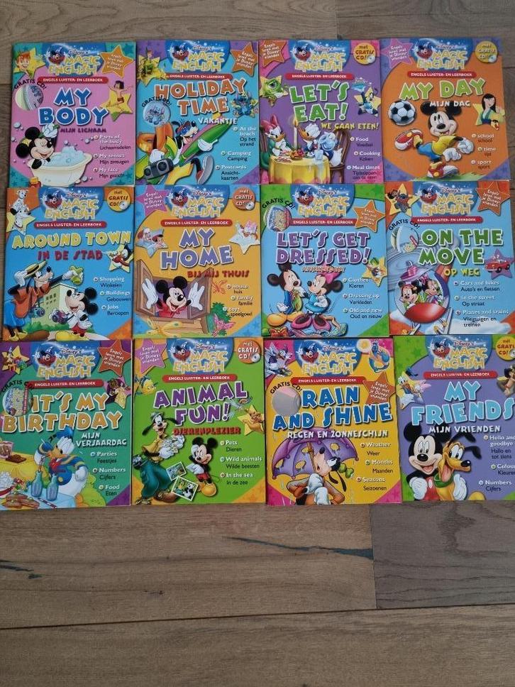 ZGAN Disney Engelse luisterboeken (compleet), Verzamelen, Disney, Zo goed als nieuw, Servies, Overige figuren, Ophalen