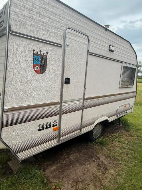 Caravan home car rally gti, Caravans en Kamperen, Caravans, Particulier, tot en met 3, 500 - 750 kg, Kleine zit, Home-car, Vast bed