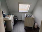 Babykamer houten meubels (commode, ledikant & kast), Ophalen, Zo goed als nieuw, Jongetje of Meisje