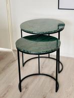 2x groen marmeren bijzettafels met metalen poten, Overige materialen, Minder dan 55 cm, Rond, Zo goed als nieuw
