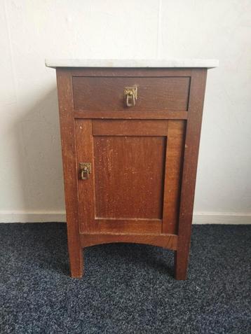 Nachtkastje art deco / halkastje art deco / vintage kastje beschikbaar voor biedingen