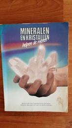 Mineralen en kristallen helpen de mens, Ophalen of Verzenden, Zo goed als nieuw