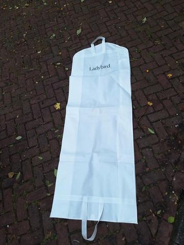 Bruidsjurk Hoes - Ladybird beschikbaar voor biedingen