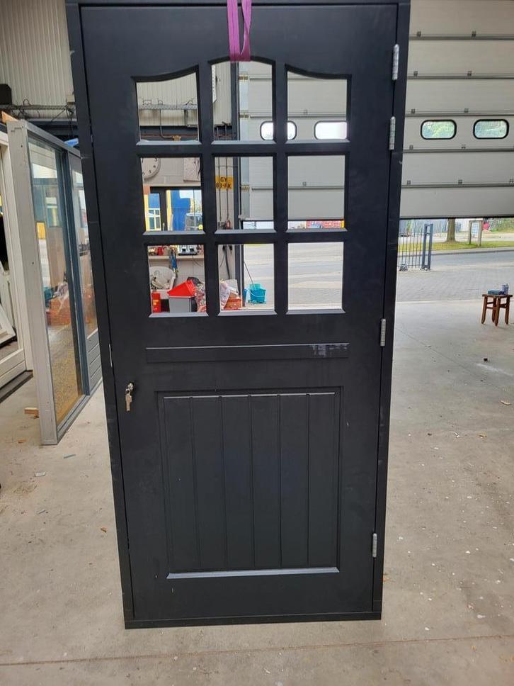 hardhouten voordeur met hardh kozijn, nieuw , kunstst onderd, Doe-het-zelf en Verbouw, Kozijnen en Schuifpuien, Nieuw, Deurkozijn