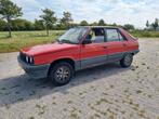 Renault 11 1.4 TSE 1983 Rood, Auto's, Oldtimers, Stof, Origineel Nederlands, Handgeschakeld, Rood