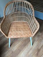 Rotan lounge stoel, Huis en Inrichting, Stoelen, Ophalen, Zo goed als nieuw, Bruin, Eén