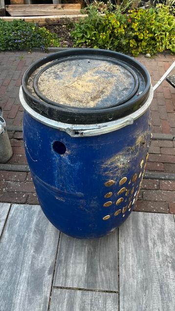 Regenton beschikbaar voor biedingen