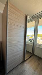 Ruime kledingkast 205x155x62, Huis en Inrichting, Ophalen of Verzenden, Zo goed als nieuw