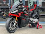 Aprilia RSV 4 1100 Factory Dark Kraken, Bedrijf, Super Sport