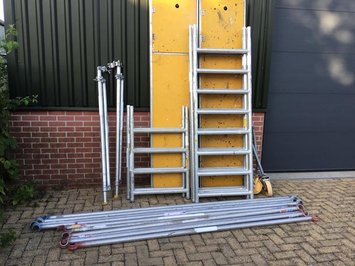 Custers de Handy Rolsteiger 70x250 - 6.2m Werkhoogte, Doe-het-zelf en Verbouw, Steigers, Gebruikt, Rolsteiger of Kamersteiger