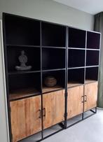 2 losse metalen kasten met Mangohout, Huis en Inrichting, Kasten | Boekenkasten, Ophalen, Zo goed als nieuw, 25 tot 50 cm, 50 tot 100 cm