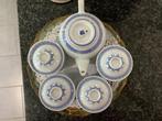 Thee kopjes met of zonder theepot, Huis en Inrichting, Keuken | Servies, Ophalen of Verzenden, Zo goed als nieuw, Overige stijlen
