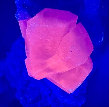 Sugar fluoriet met witte calciet – Fujian, China beschikbaar voor biedingen