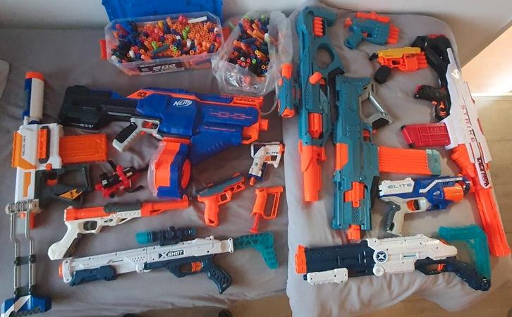 15x NERF!! Grote Nerf verzameling (ook los te koop), Verzamelen, Speelgoed, Zo goed als nieuw, Ophalen of Verzenden