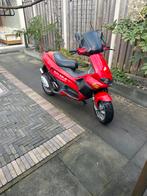 Gillera runner 70 cc met wok, Fietsen en Brommers, Scooters | Piaggio, Ophalen, Zo goed als nieuw, Overige modellen