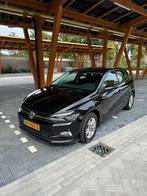 Volkswagen Polo 1.0 TSI 70KW 5D 2018 Zwart, Auto's, Voorwielaandrijving, Origineel Nederlands, Bedrijf, Handgeschakeld
