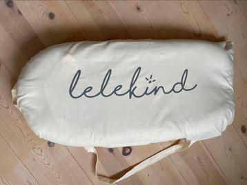 Lelekind bed/babynest + nieuwe hoes beschikbaar voor biedingen