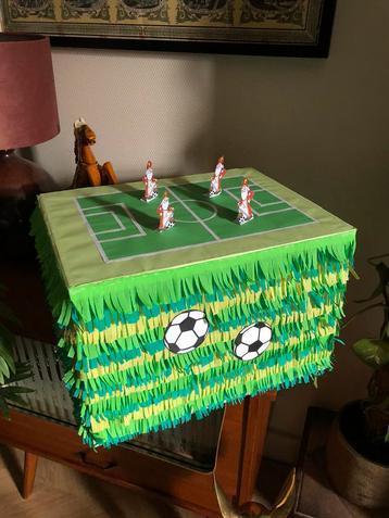 Voetbal Sinterklaas surprise beschikbaar voor biedingen