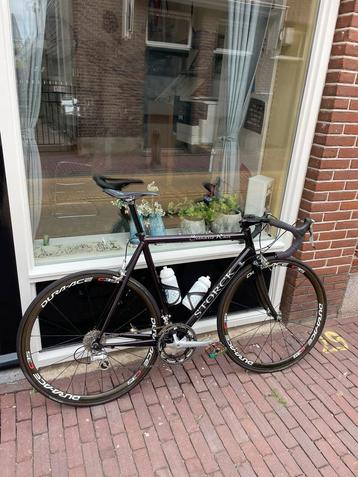 Storck Scenario Race 58 aubergine/bruin top afgemonteerd beschikbaar voor biedingen