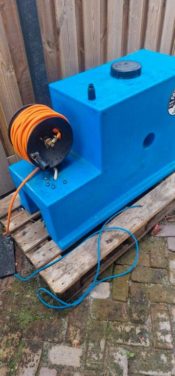 tuckerpole 200 liter  beschikbaar voor biedingen