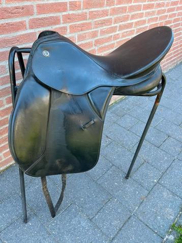 Goedkope zadels, kieffer en kn alles in 1 koop beschikbaar voor biedingen