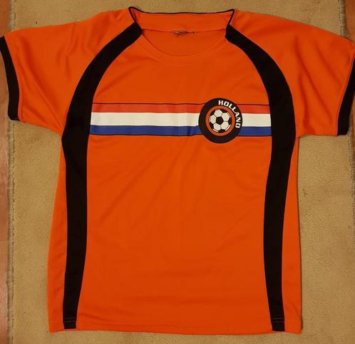 T-shirt oranje maat s m voetbal tshirt shirt holland club, Sport en Fitness, Voetbal, Zo goed als nieuw, Shirt, Maat S, Verzenden