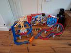 Chuggington treinbaan StackTrack met uitbreiding, Kinderen en Baby's, Speelgoed | Racebanen, Racebaan, Zelf te bouwen, Zo goed als nieuw