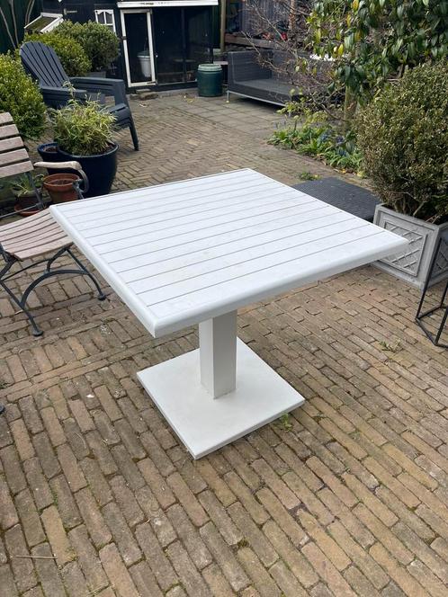 Tuintafel wit vierkant zgan, Tuin en Terras, Tuintafels, Vierkant, Overige materialen, Ophalen