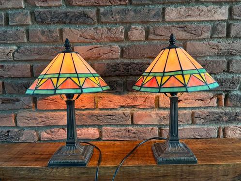 Twee Tiffany stijl lampen, Huis en Inrichting, Lampen | Tafellampen, Zo goed als nieuw, Minder dan 50 cm, Glas, Metaal, Ophalen