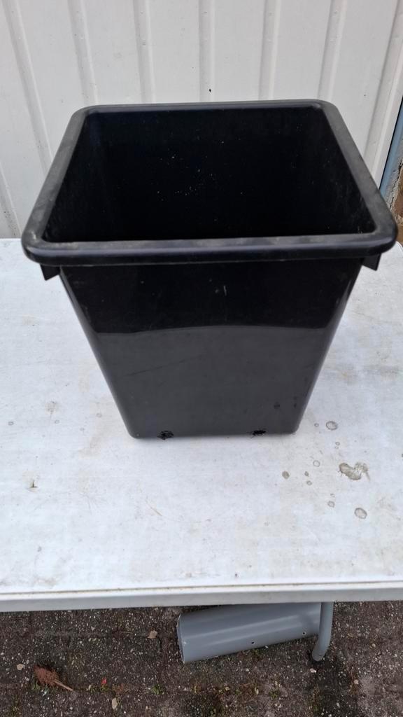 Super grote kweekbakken, Tuin en Terras, Kweekspullen, Zo goed als nieuw, Kweekbak, Ophalen
