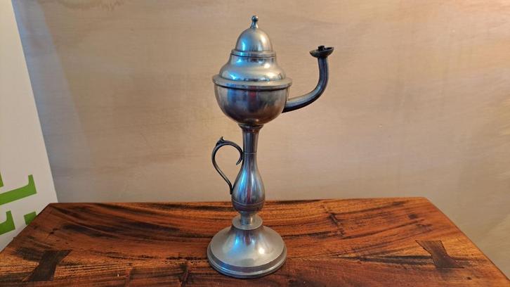 Snotneus olielamp, Antiek en Kunst, Antiek | Lampen, Ophalen of Verzenden