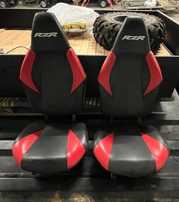 Polaris Razor stoelen (set van 2) beschikbaar voor biedingen