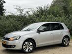 Volkswagen Golf 1.2 TSI TEAM Highline BMT / LED / Cruise /17, Auto's, Volkswagen, Voorwielaandrijving, Euro 5, Stof, Gebruikt