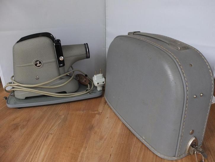 ✅ Vintage projector, Fafix Zettar , Braunschweig , COMPLEET, Audio, Tv en Foto, Diaprojectors, Gebruikt, Ophalen