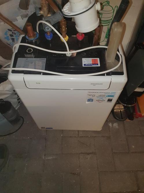 intergas kombi kompakt HRE 24/18 A bouwjaar 2021, Doe-het-zelf en Verbouw, Verwarming en Radiatoren, Gebruikt, Cv-ketel of Combi-ketel