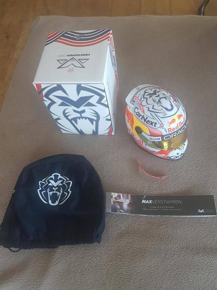 Verstappen 1:2 helm GP van Amerika 2022, Verzamelen, Automerken, Motoren en Formule 1, Nieuw, Formule 1, Ophalen of Verzenden