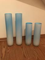 glazen vazen zeeblauw / wit, Huis en Inrichting, Woonaccessoires | Vazen, Minder dan 50 cm, Glas, Gebruikt, Ophalen of Verzenden