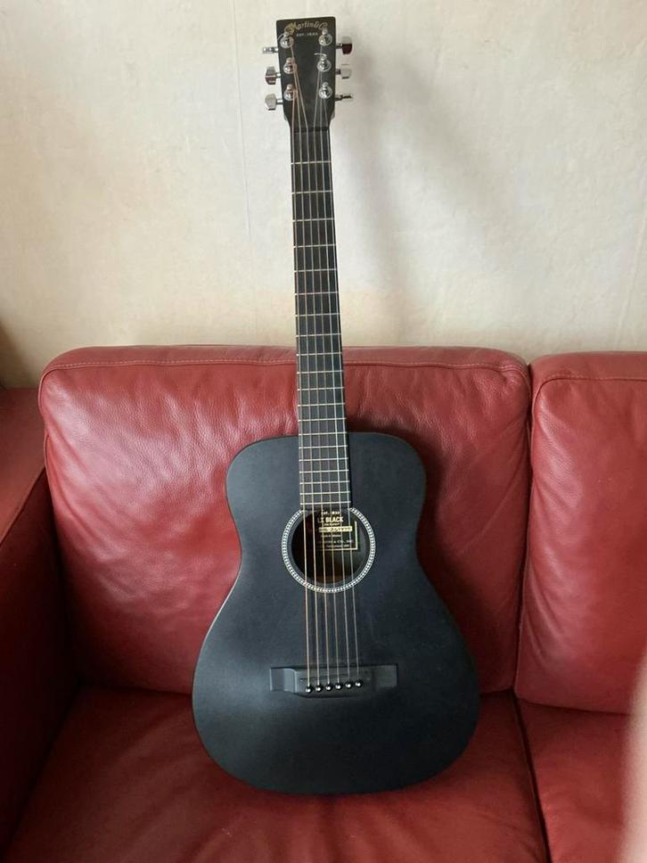 Little Martin LX Black reisgitaar, Muziek en Instrumenten, Snaarinstrumenten | Gitaren | Akoestisch, Gebruikt, Western- of Steelstringgitaar