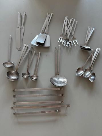 Sola Keukenaccessoires Hamerslag beschikbaar voor biedingen