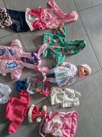 Baby born inclusief draagzak en kleertjes, Ophalen of Verzenden, Zo goed als nieuw, Babypop