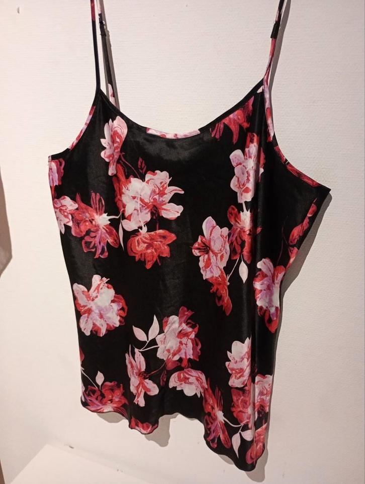 Dames kleding maat XL/L/M, Kleding | Dames, Dames-kledingpakketten, Zo goed als nieuw, Maat 46/48 (XL) of groter, Ophalen
