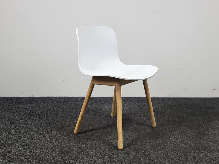 Hay About a Chair Wit 25008, Huis en Inrichting, Stoelen, Gebruikt, Eén, Hout, Wit, Ophalen