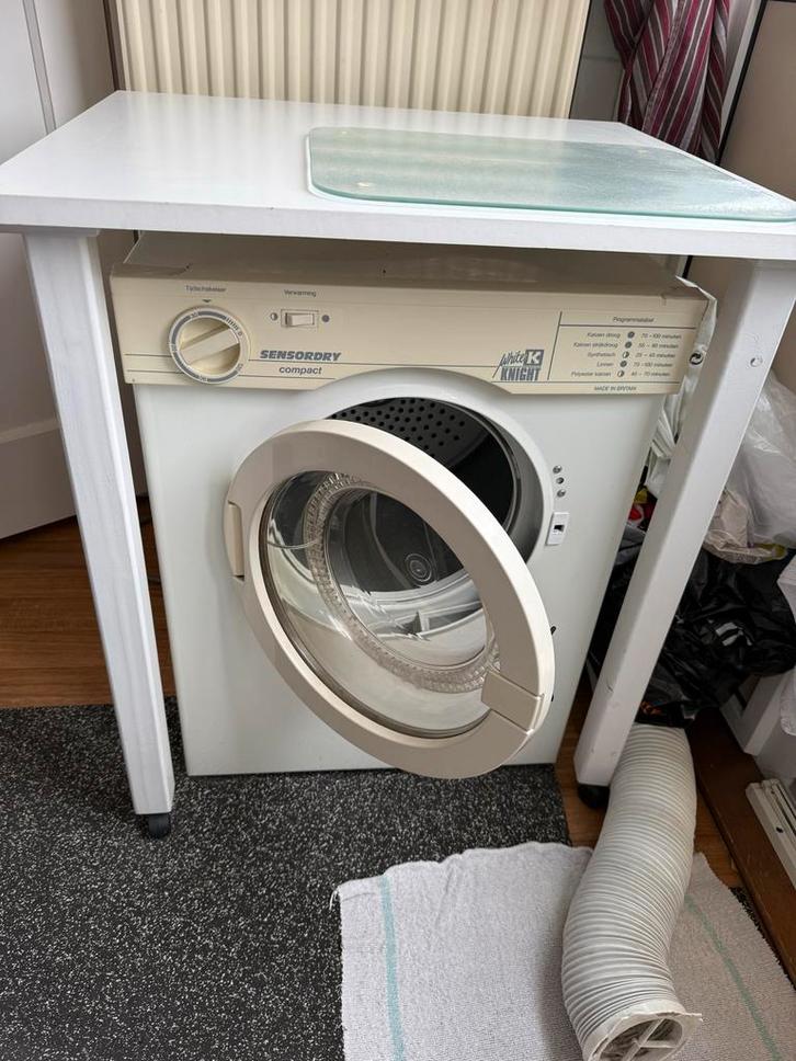 Wasdroger Sensordry Compact met tafel op wieltjes, Witgoed en Apparatuur, Wasdrogers, Gebruikt, Luchtafvoer, Voorlader, 4 tot 6 kg