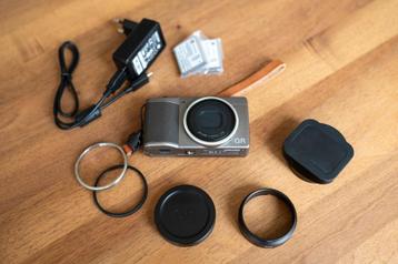 Ricoh GRIII Diary Edition + lots of extras beschikbaar voor biedingen