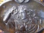 Mooi zwaar antiek schaaltje uit Frankrijk 16,9 cm. uit 1900., Ophalen of Verzenden