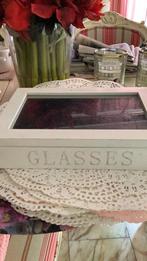 Riverdale doos voor brillen in te doen, Sieraden, Tassen en Uiterlijk, Verzenden, Zo goed als nieuw