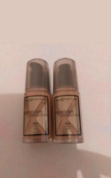 2 nieuwe Max Factor Second Skin Foundation (advr 79) beschikbaar voor biedingen