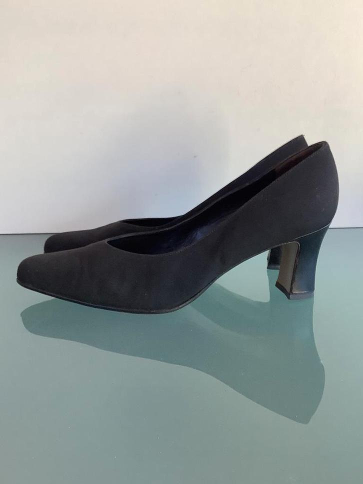 GRATIS VERZENDEN | PETER KAISER geweldige zwarte hakken 41, Kleding | Dames, Schoenen, Zo goed als nieuw, Pumps, Zwart, Verzenden